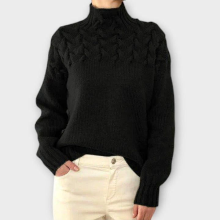 Eva - Zwarte trui voor dames met kabeldetails