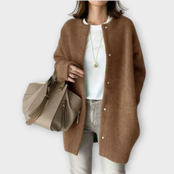 Lilly - Elegante bruine cardigan met knopenrij