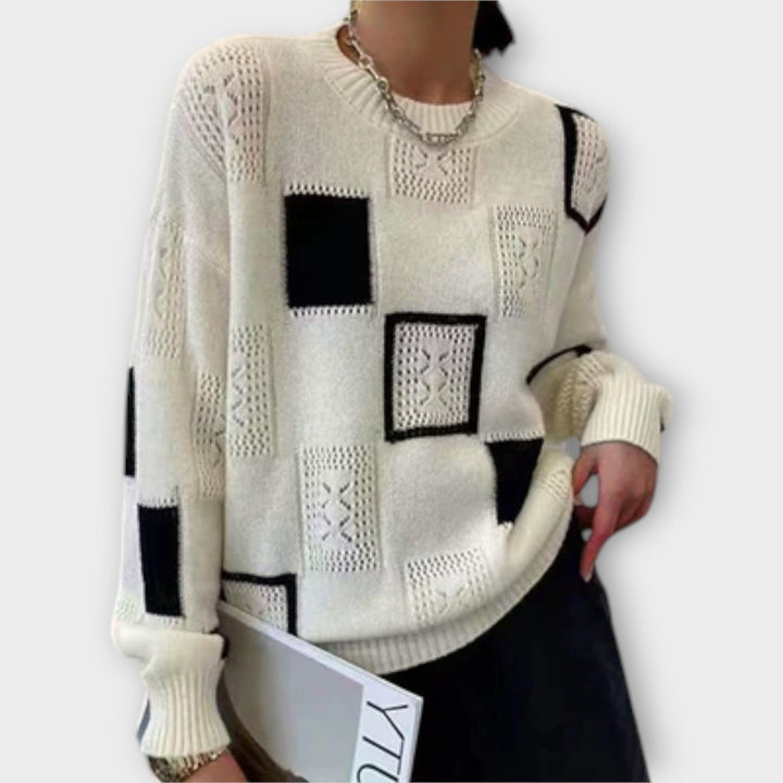Isalina - Comfortabele crème kleur trui met grafisch patroon