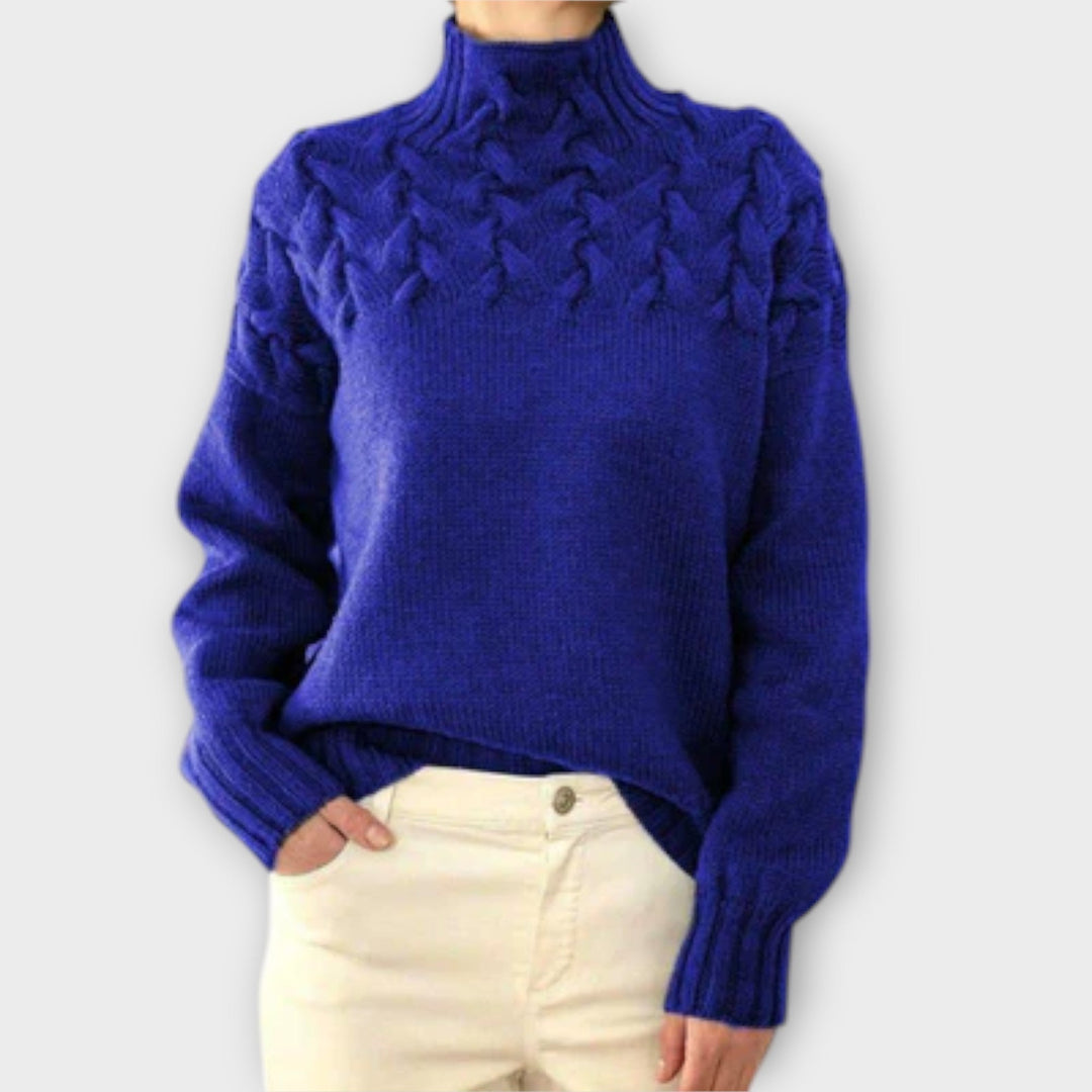 Eva - Zwarte trui voor dames met kabeldetails