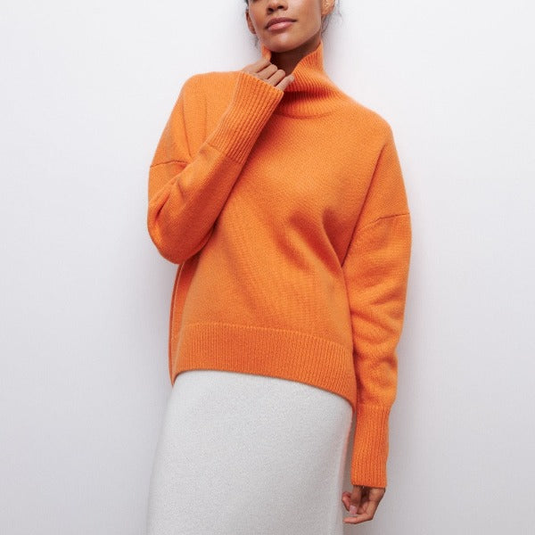 Nina | Luxe Col Roulé