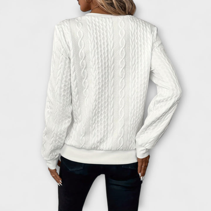 Joy - Elegante witte trui met reliëfpatroon